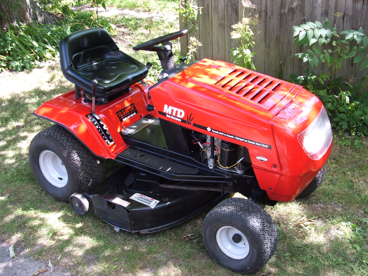 Yard Machines 38" lawn tractor