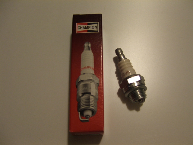 Champion CJ6 Spark Plug (849)